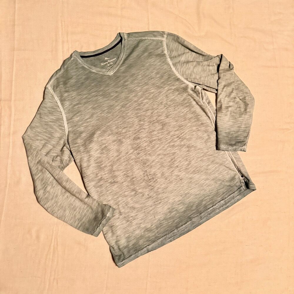 Tommy Bahama men's long sleeve V neck soft green 100% cotton XL